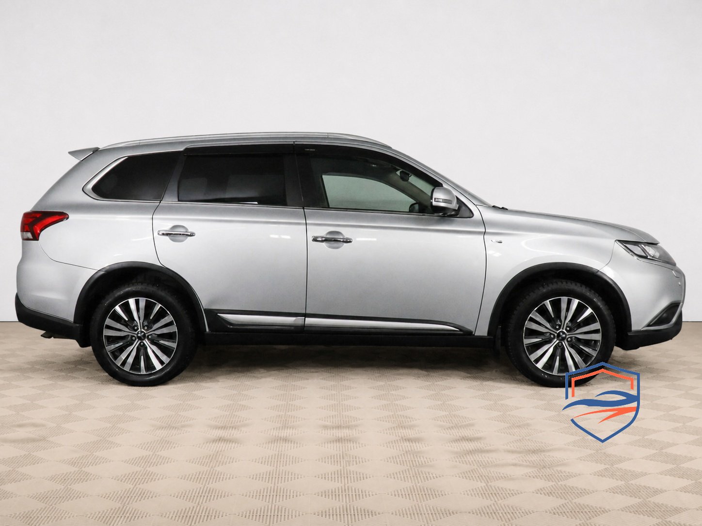 Mitsubishi - Mitsubishi Outlander III Рестайлинг 3, 2019