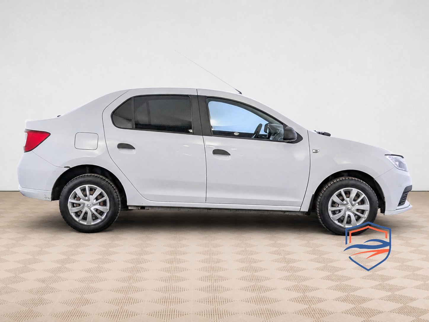 Renault - Renault Logan II Рестайлинг, 2018