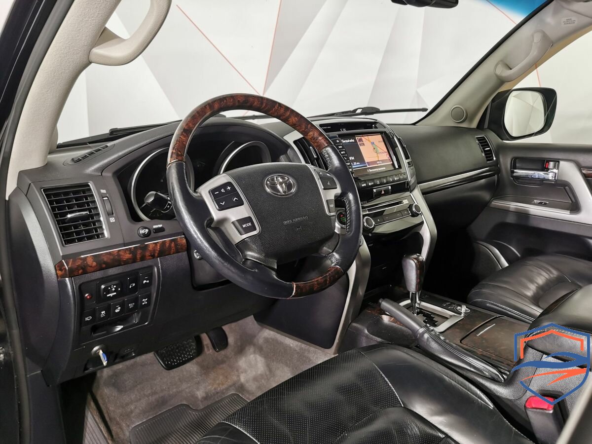 Toyota - Toyota Land Cruiser 200 Series Рестайлинг 1, 2013