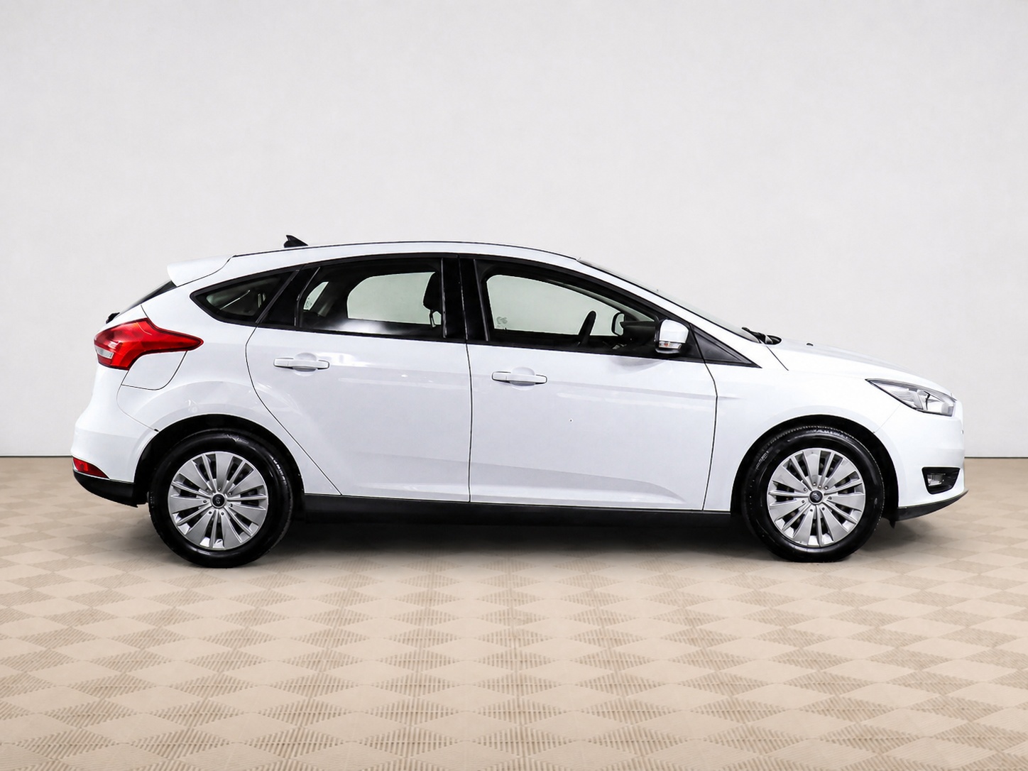 Ford - Ford Focus, 2018