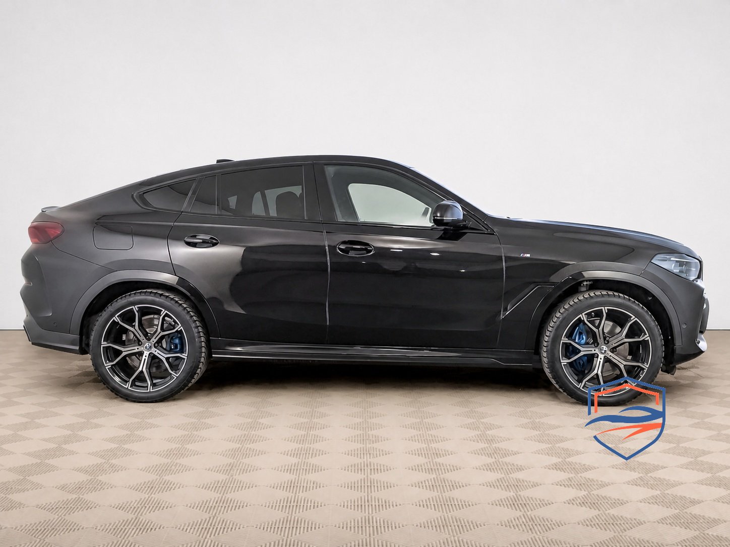 BMW - BMW X6 40i III (G06), 2021