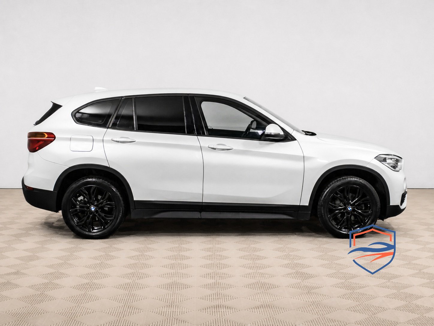 BMW - BMW X1 18d xDrive II (F48), 2017