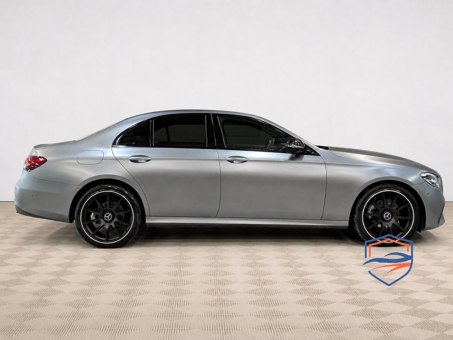 Mercedes-Benz - Mercedes-Benz E-Класс, 2021