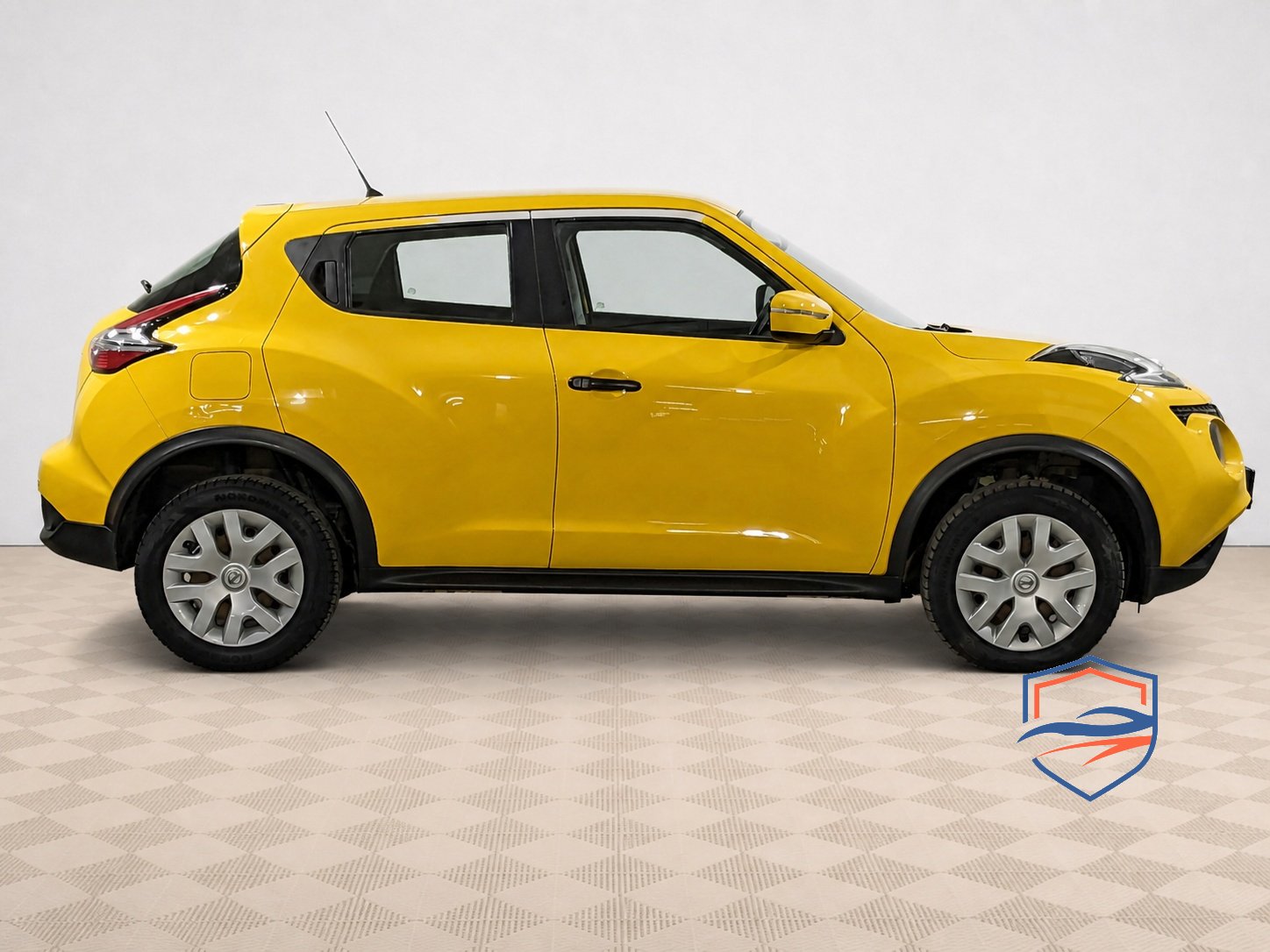 Nissan - Nissan Juke, 2015