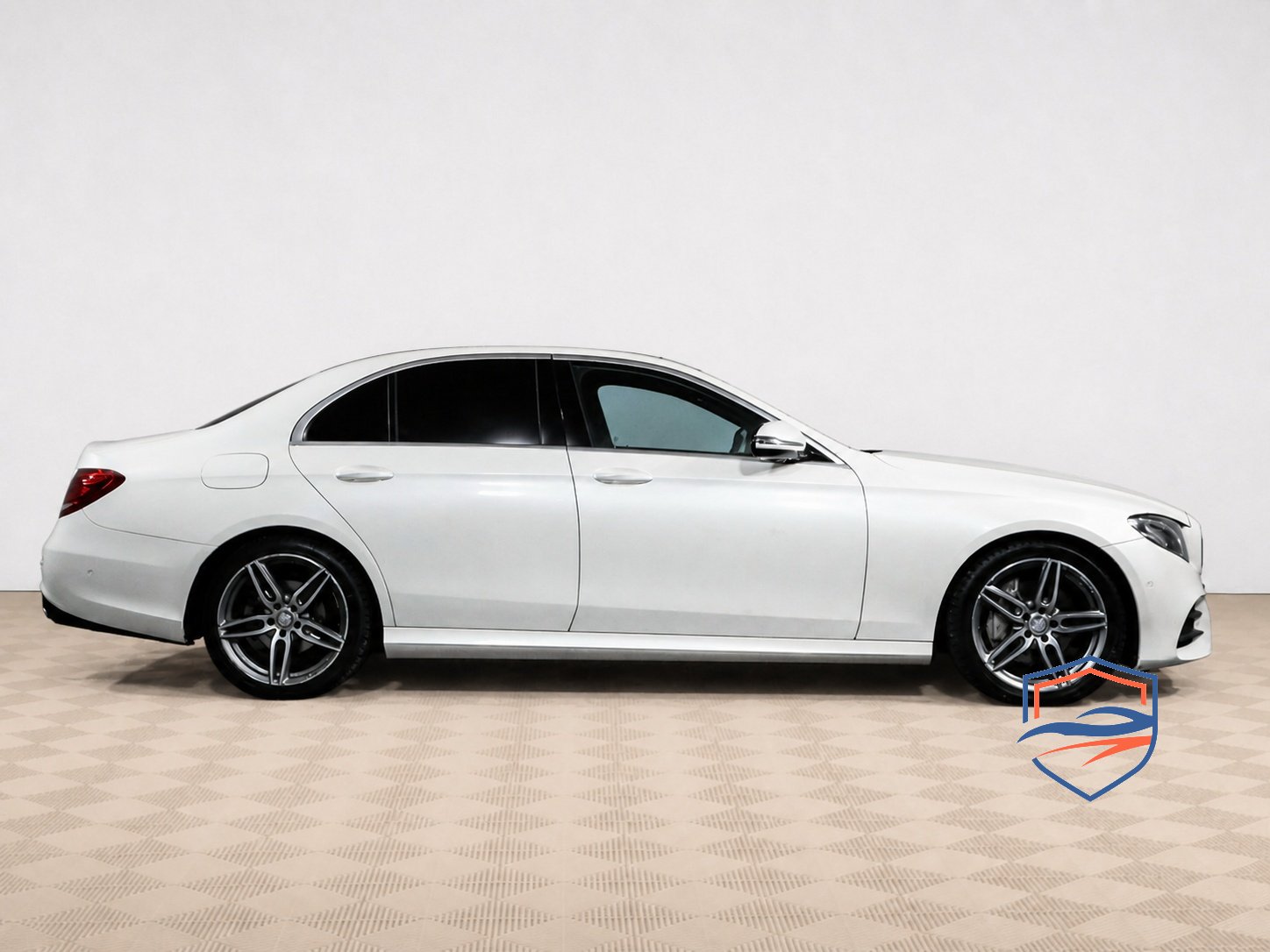 Mercedes-Benz - Mercedes-Benz E-Класс 200 V (W213, S213, C238), 2016