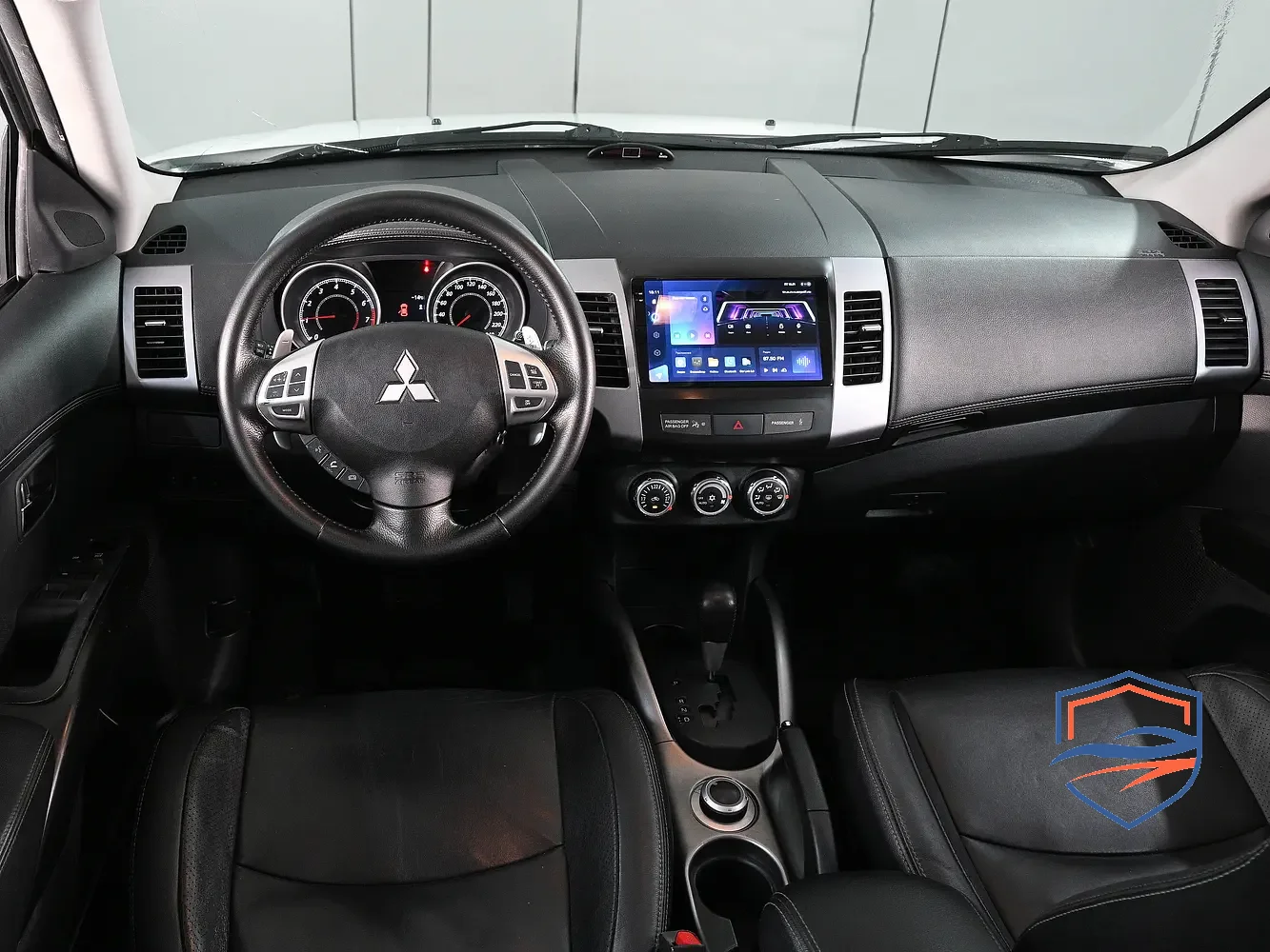 Mitsubishi - Mitsubishi Outlander II Рестайлинг, 2011 г.