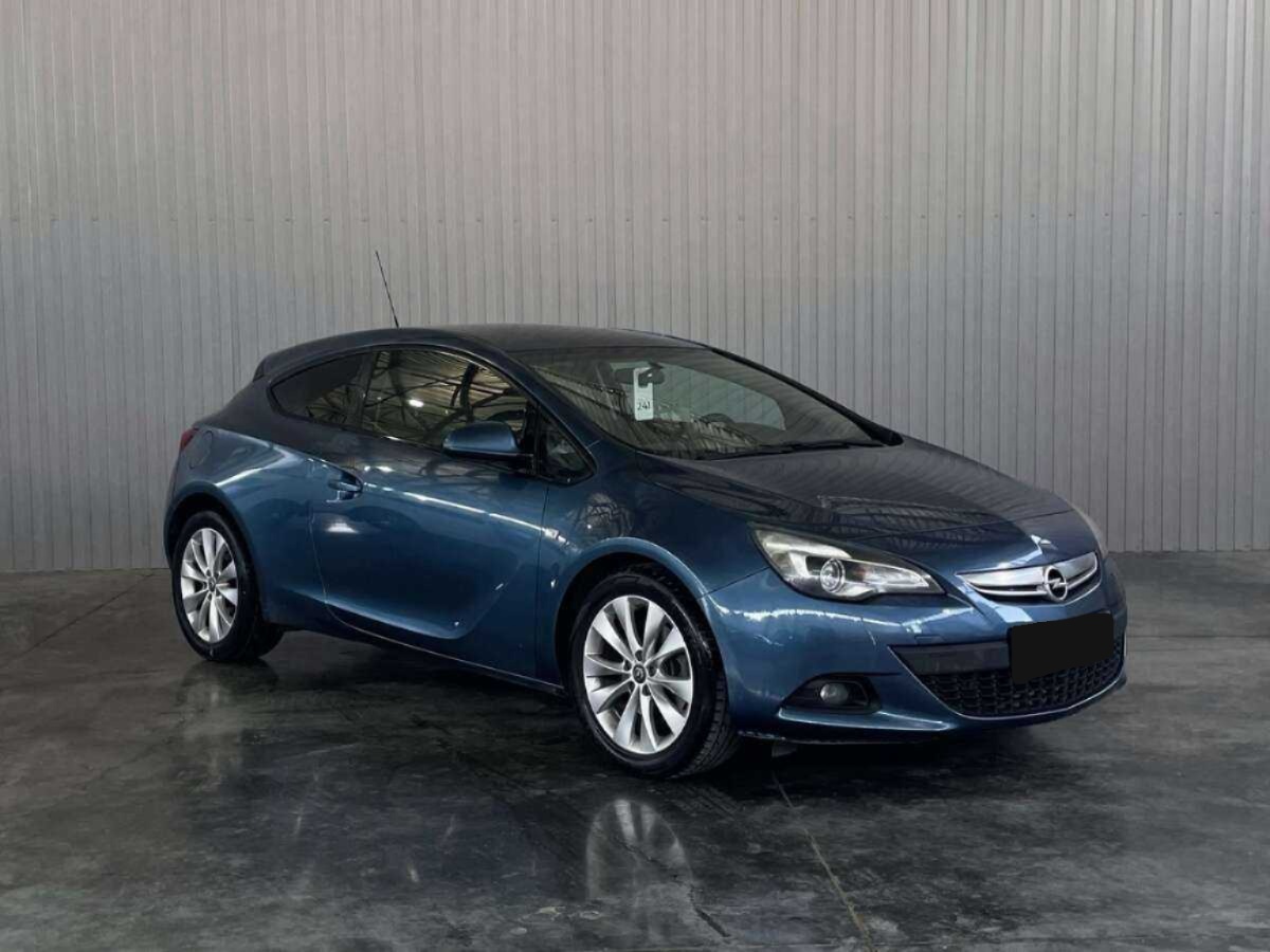 Opel - Opel Astra GTC, 2014
