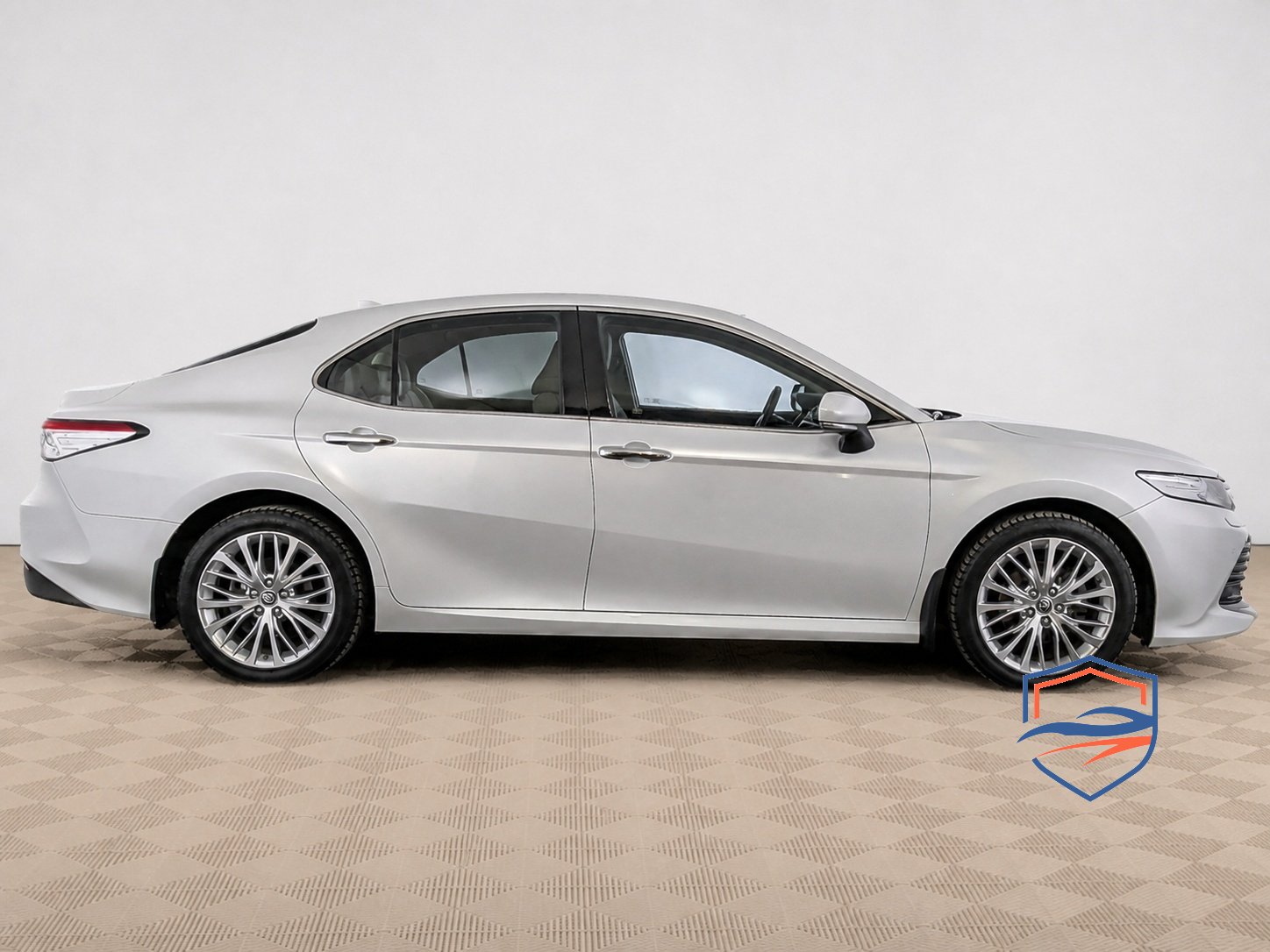 Toyota - Toyota Camry, 2021