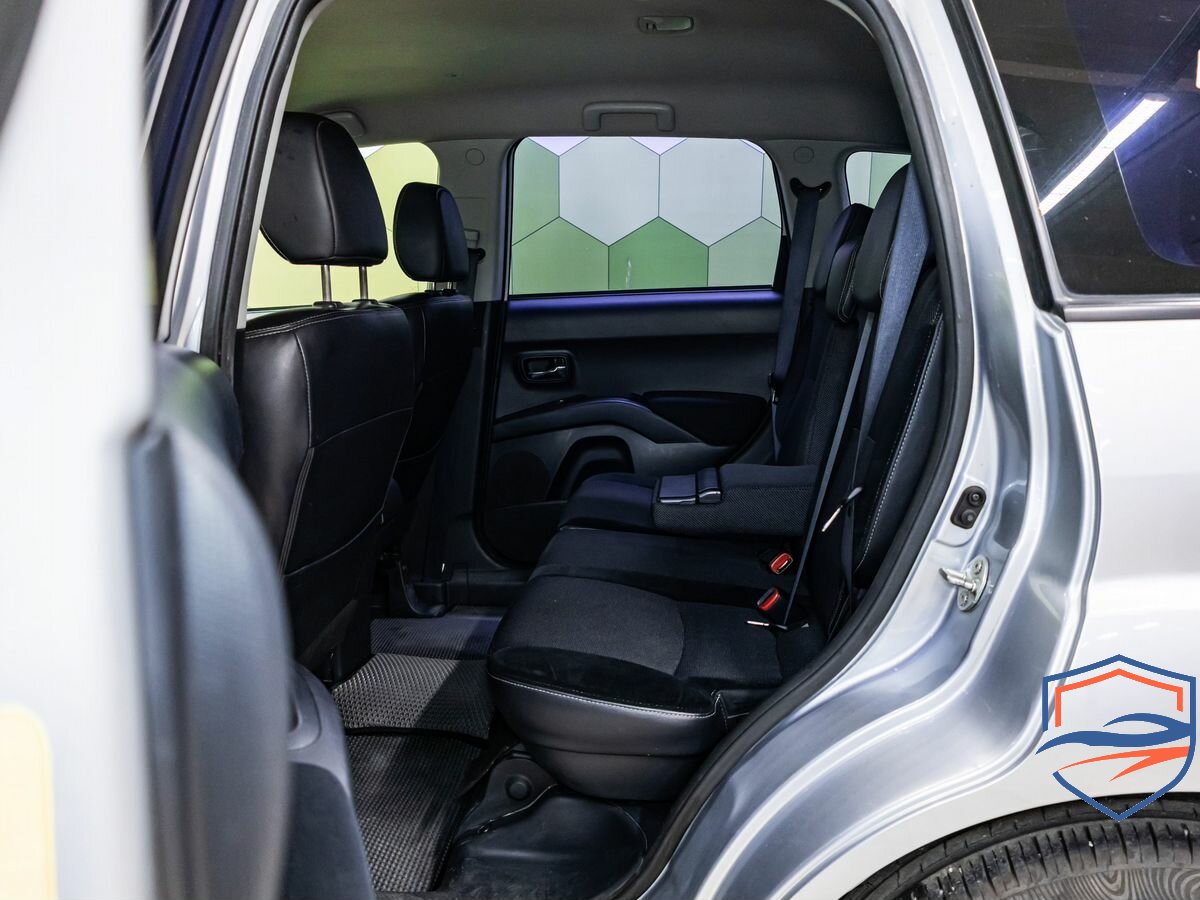 Citroen - Citroen C-Crosser, 2011