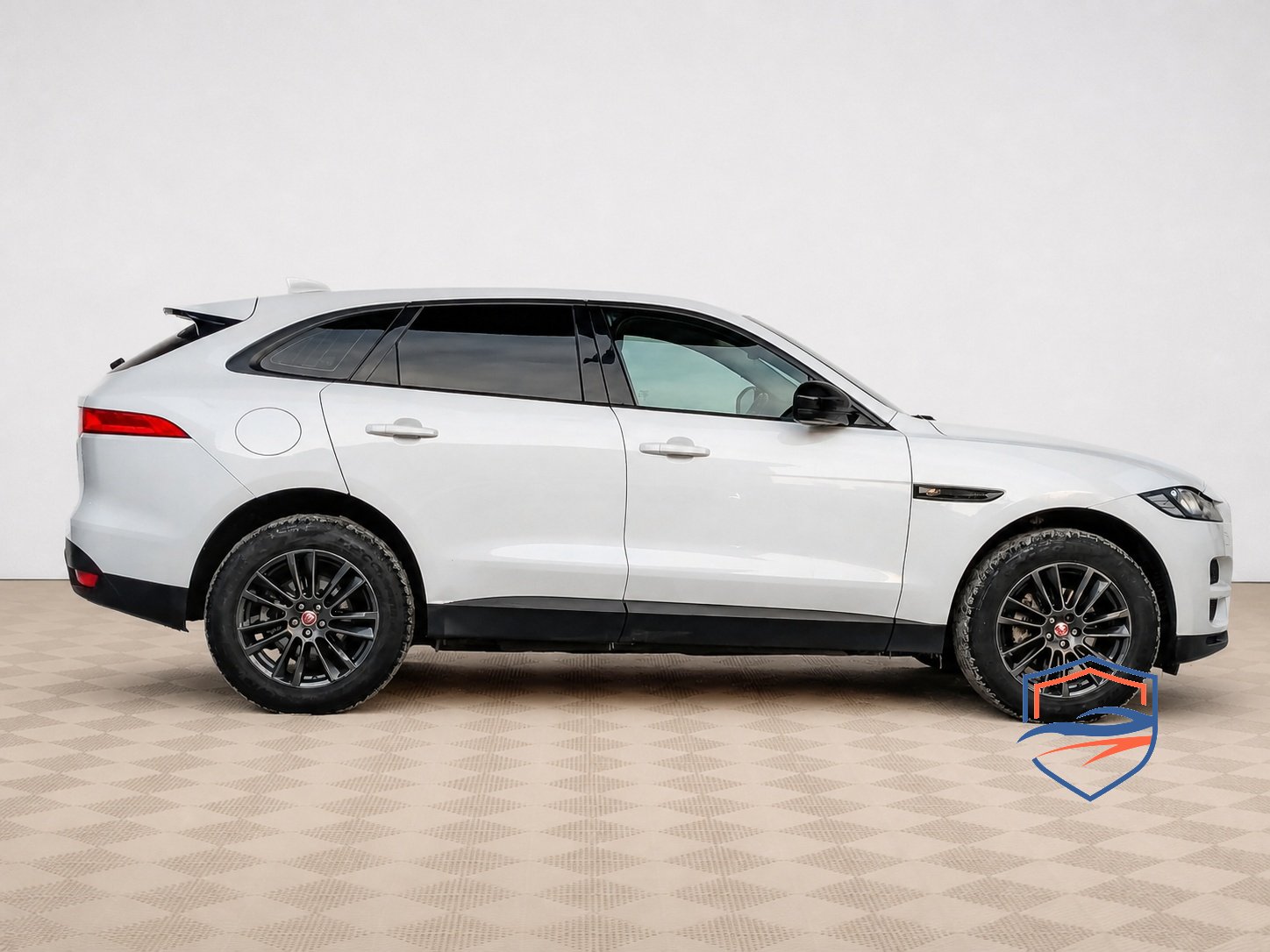 Jaguar - Jaguar F-Pace, 2017