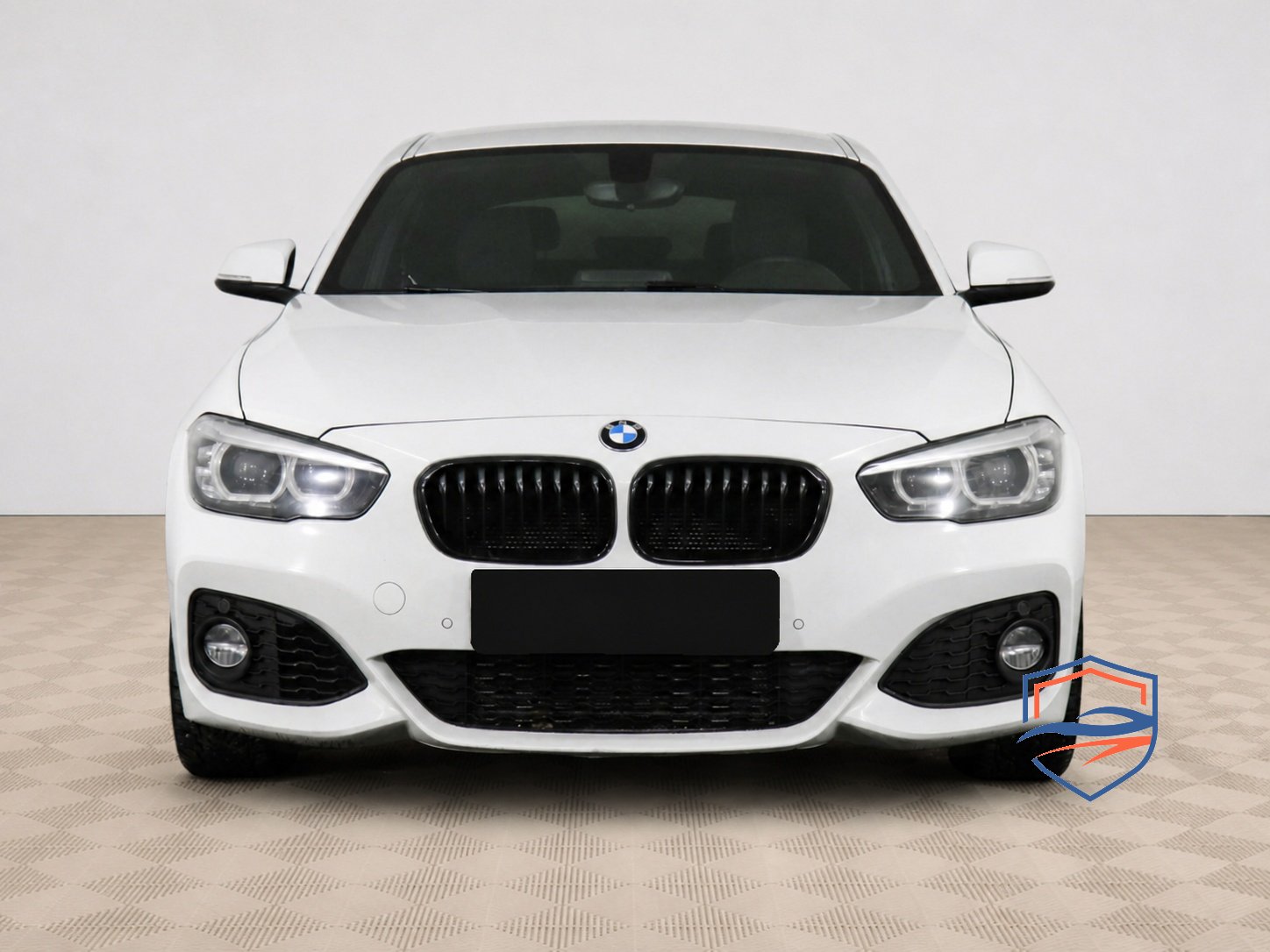 BMW - BMW 1 серии 118i II (F20/F21) Рестайлинг 2, 2019