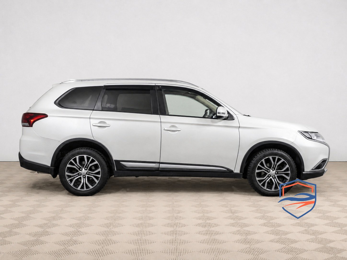 Mitsubishi - Mitsubishi Outlander III Рестайлинг 2, 2017