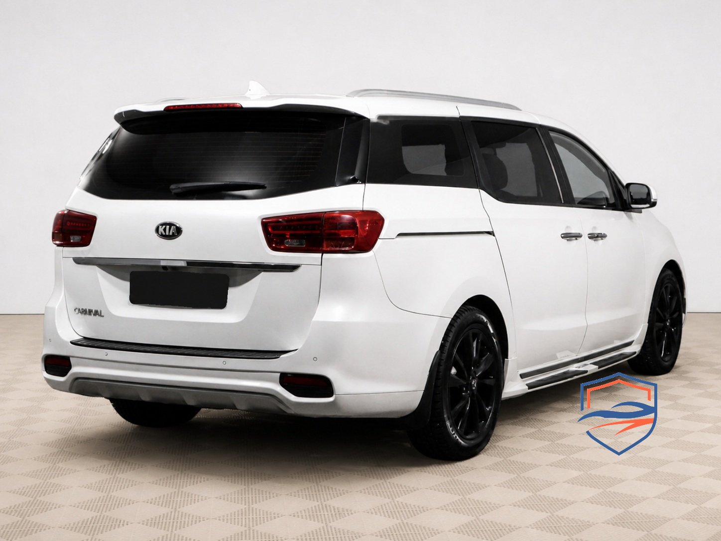 Kia - Kia Carnival III, 2018