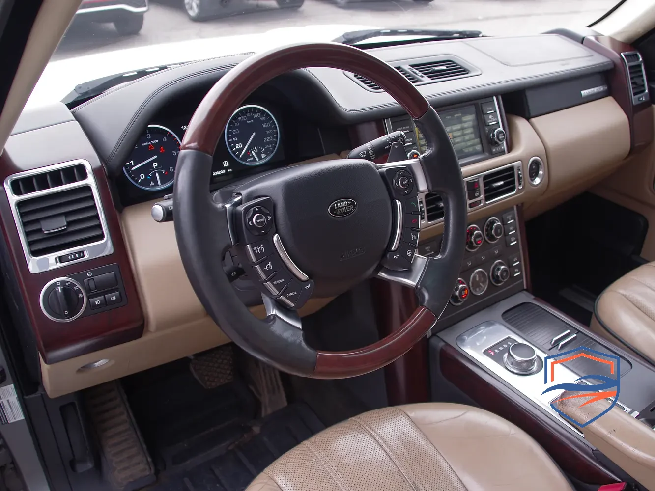 Land Rover - Land Rover Range Rover III Рестайлинг 2, 2011 г.