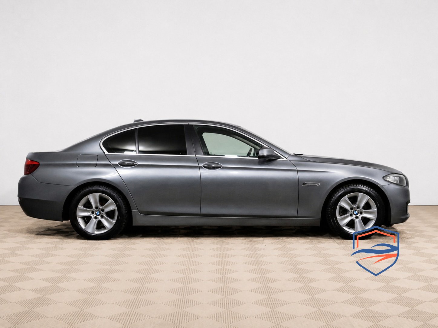 BMW - BMW 5 серии 520i VI (F10/F11/F07) Рестайлинг, 2013