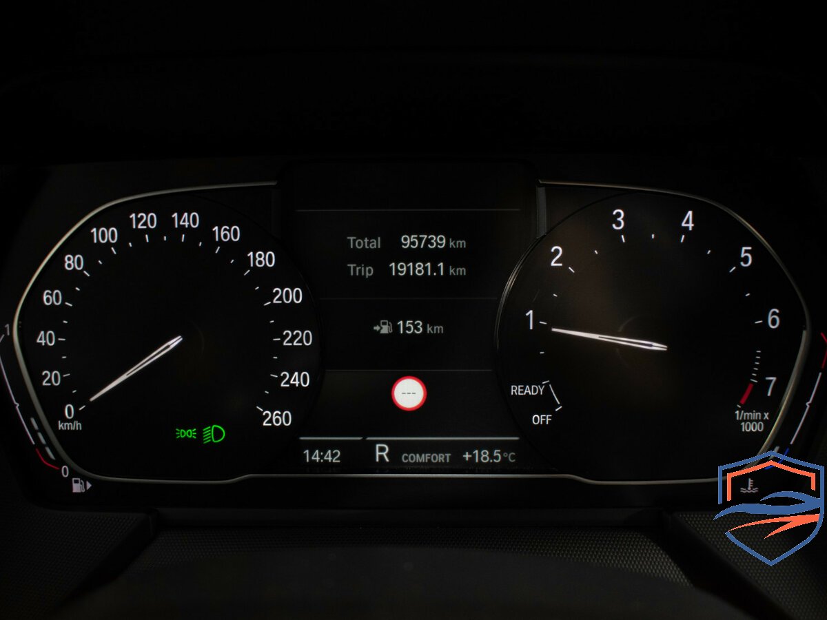 BMW - BMW 1 серии 118i III (F40), 2021