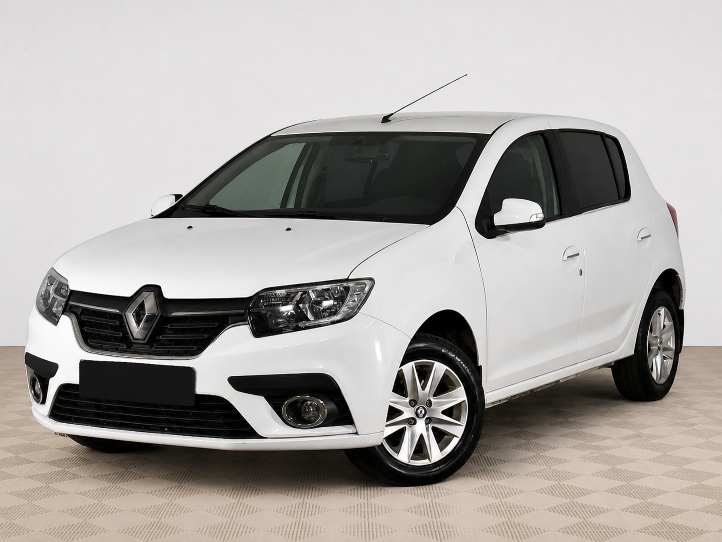 Renault - Renault Sandero, 2020