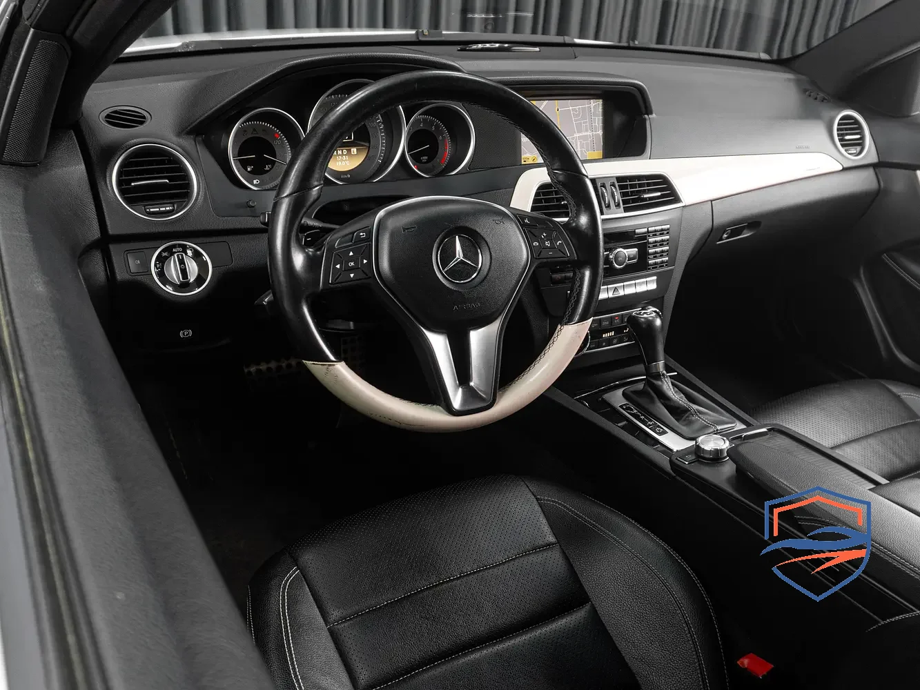 Mercedes-Benz - Mercedes-Benz C-Класс III (W204) Рестайлинг, 2011 г.