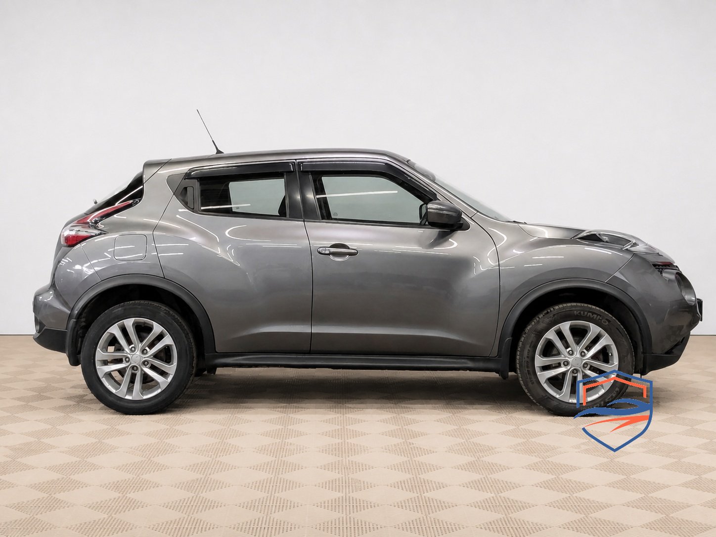 Nissan - Nissan Juke, 2015