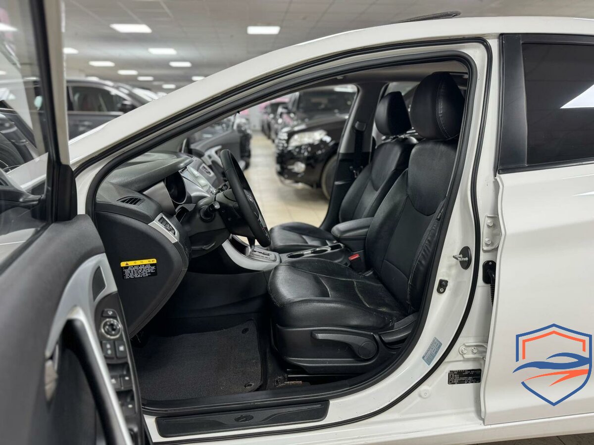 Hyundai - Hyundai Avante V, 2012
