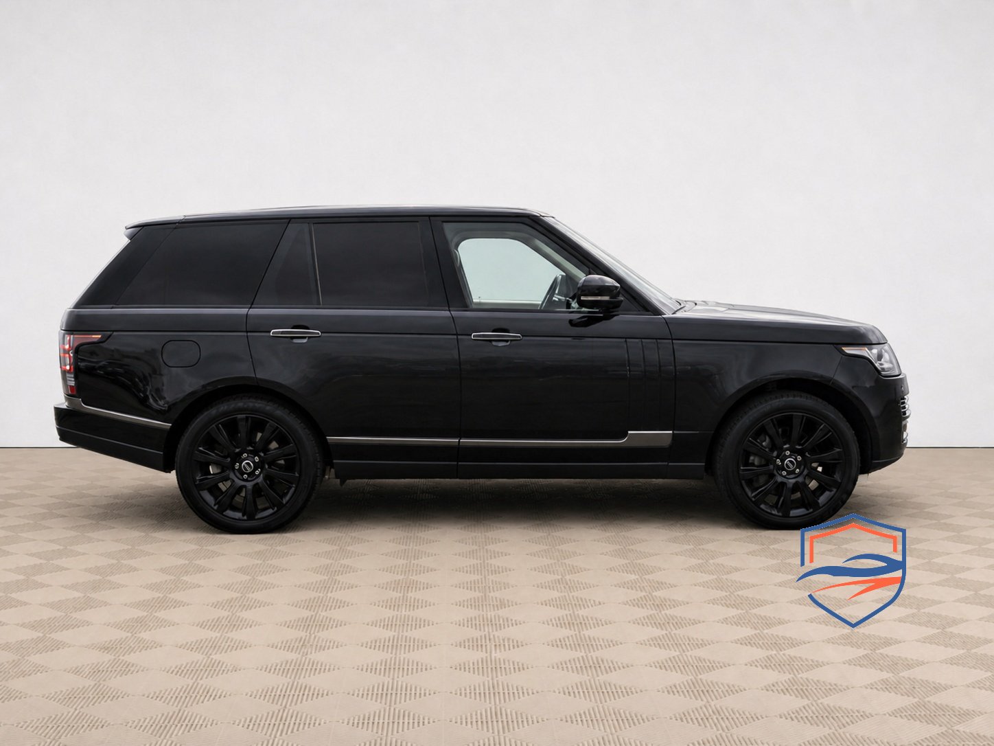 Land Rover - Land Rover Range Rover IV, 2013