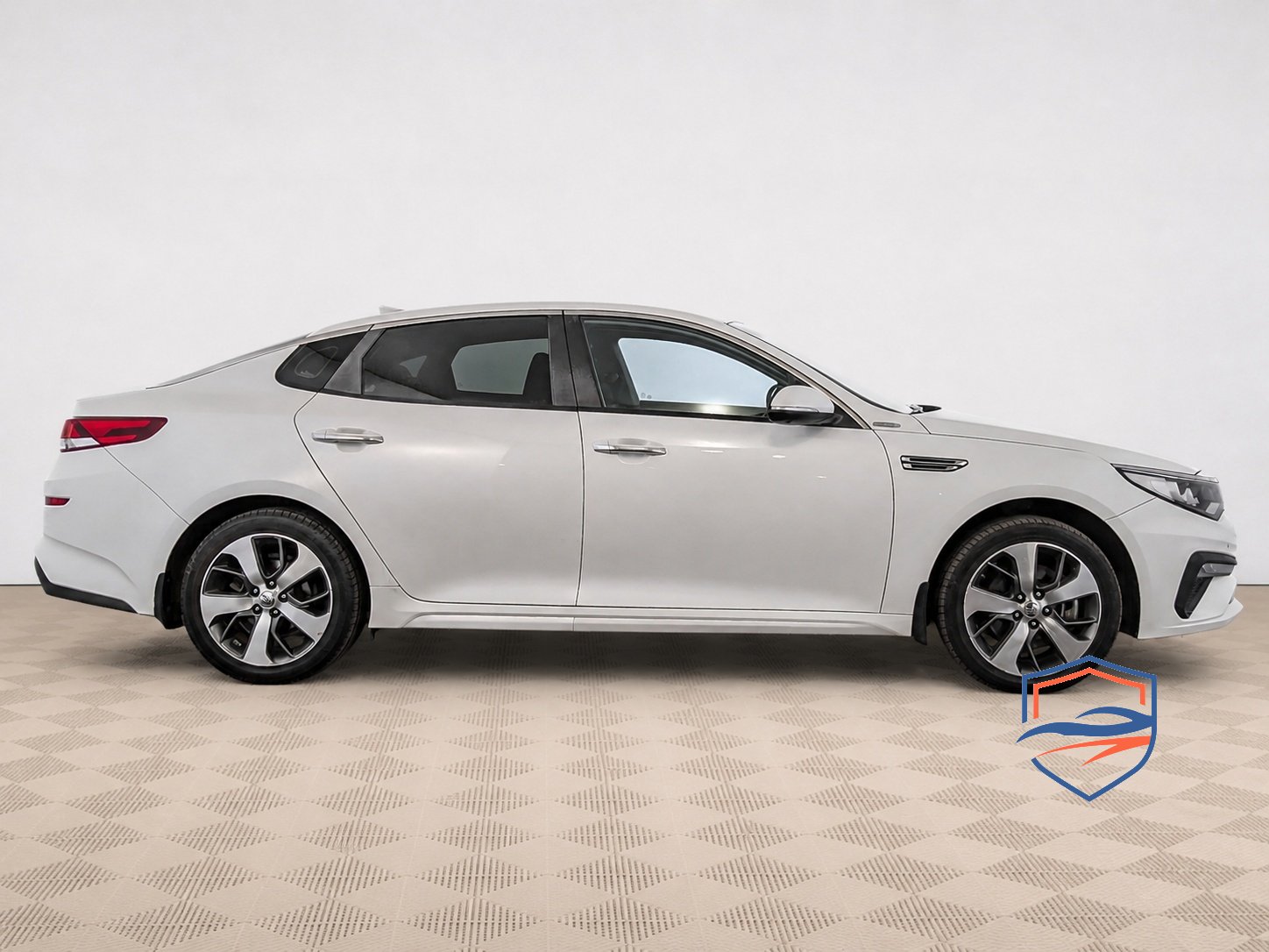 Kia - Kia Optima, 2020