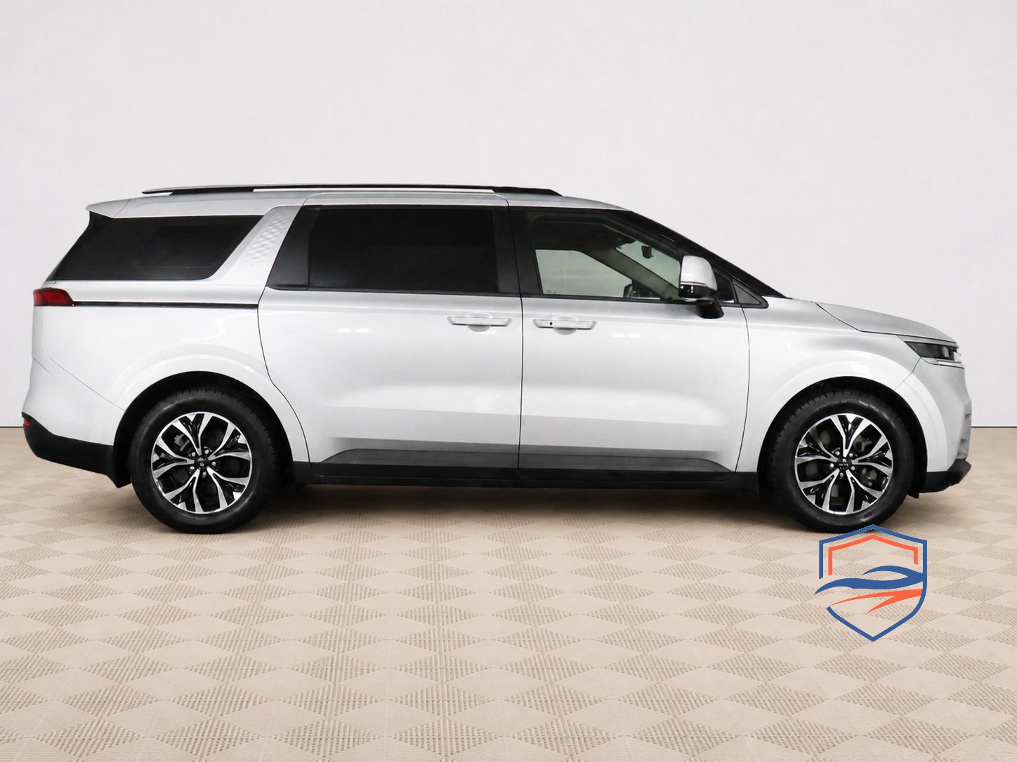 Kia - Kia Carnival IV, 2020