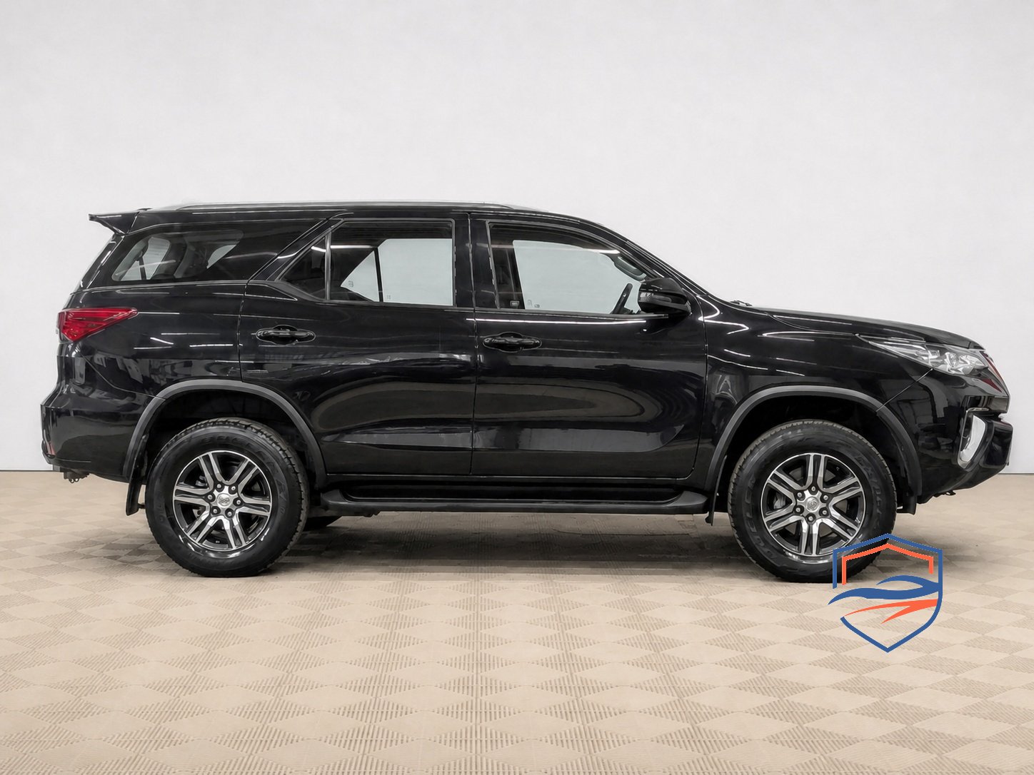 Toyota - Toyota Fortuner, 2019
