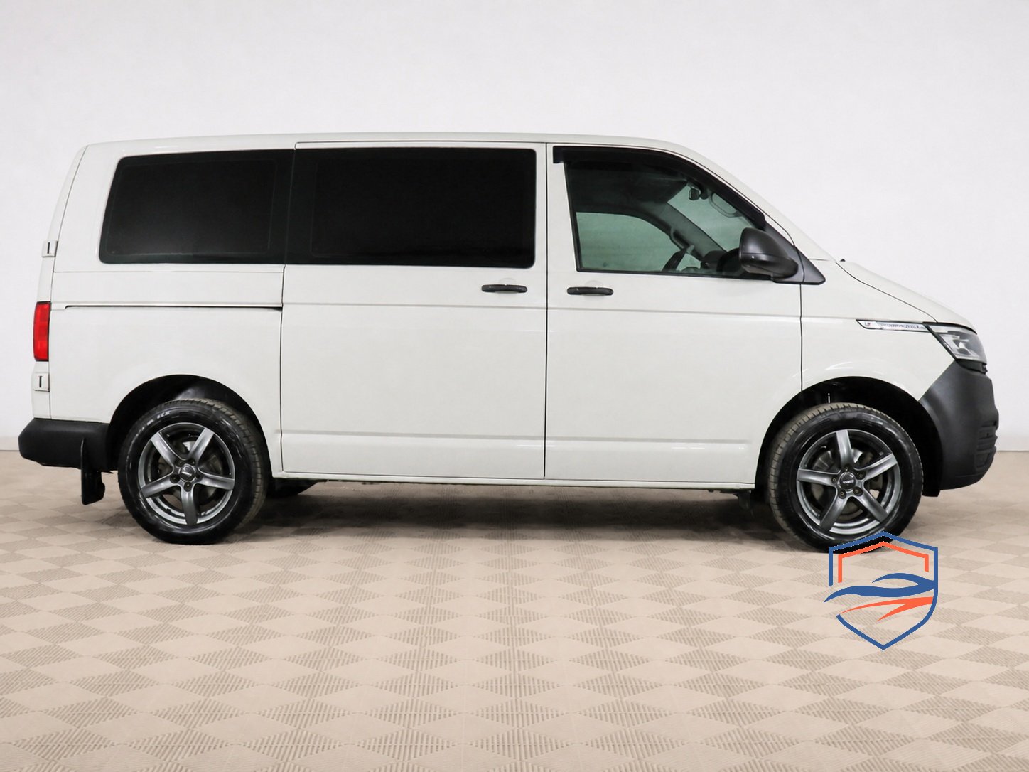 Volkswagen - Volkswagen Caravelle T6 Рестайлинг, 2021
