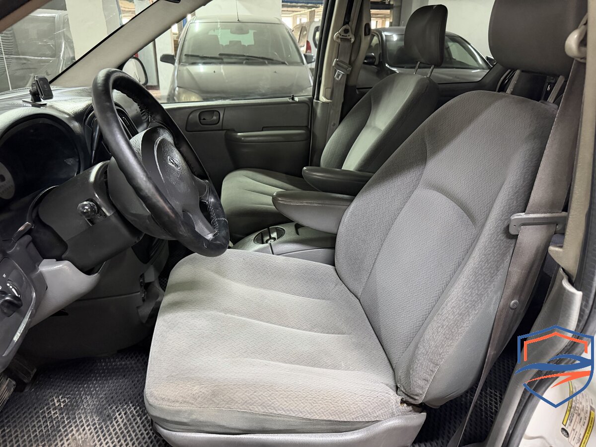 Dodge - Dodge Caravan 4-speed IV, 2005