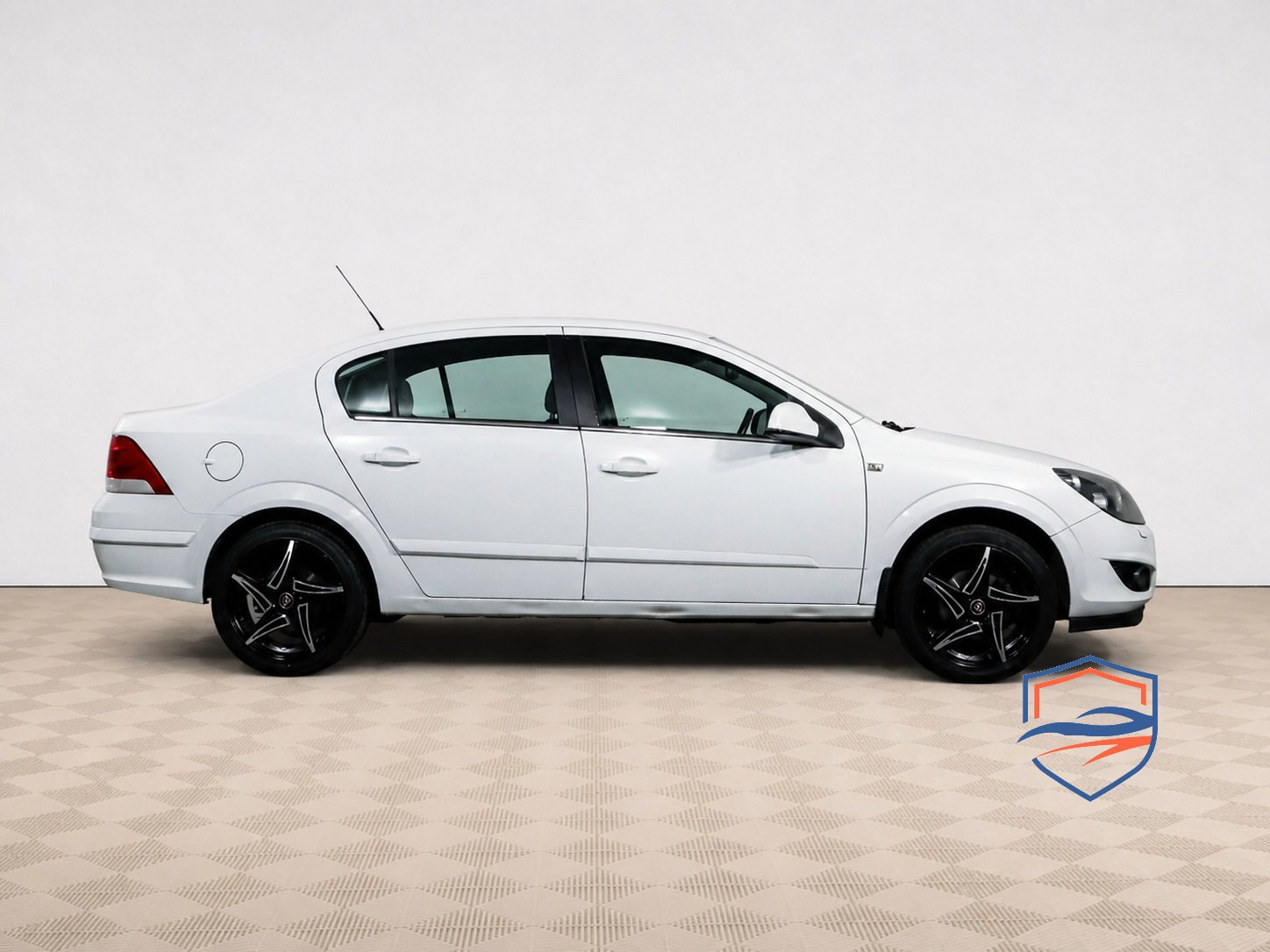 Opel - Opel Astra H Рестайлинг, 2011