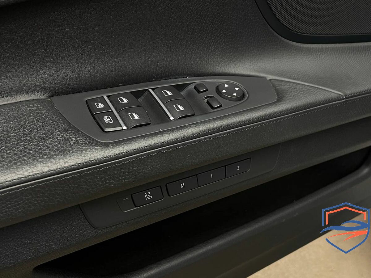 BMW - BMW 7 серии Long 740Li xDrive V (F01/F02/F04) Рестайлинг, 2012