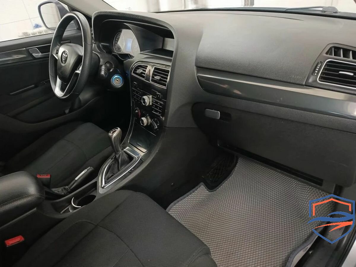 Brilliance - Brilliance V5 I, 2014