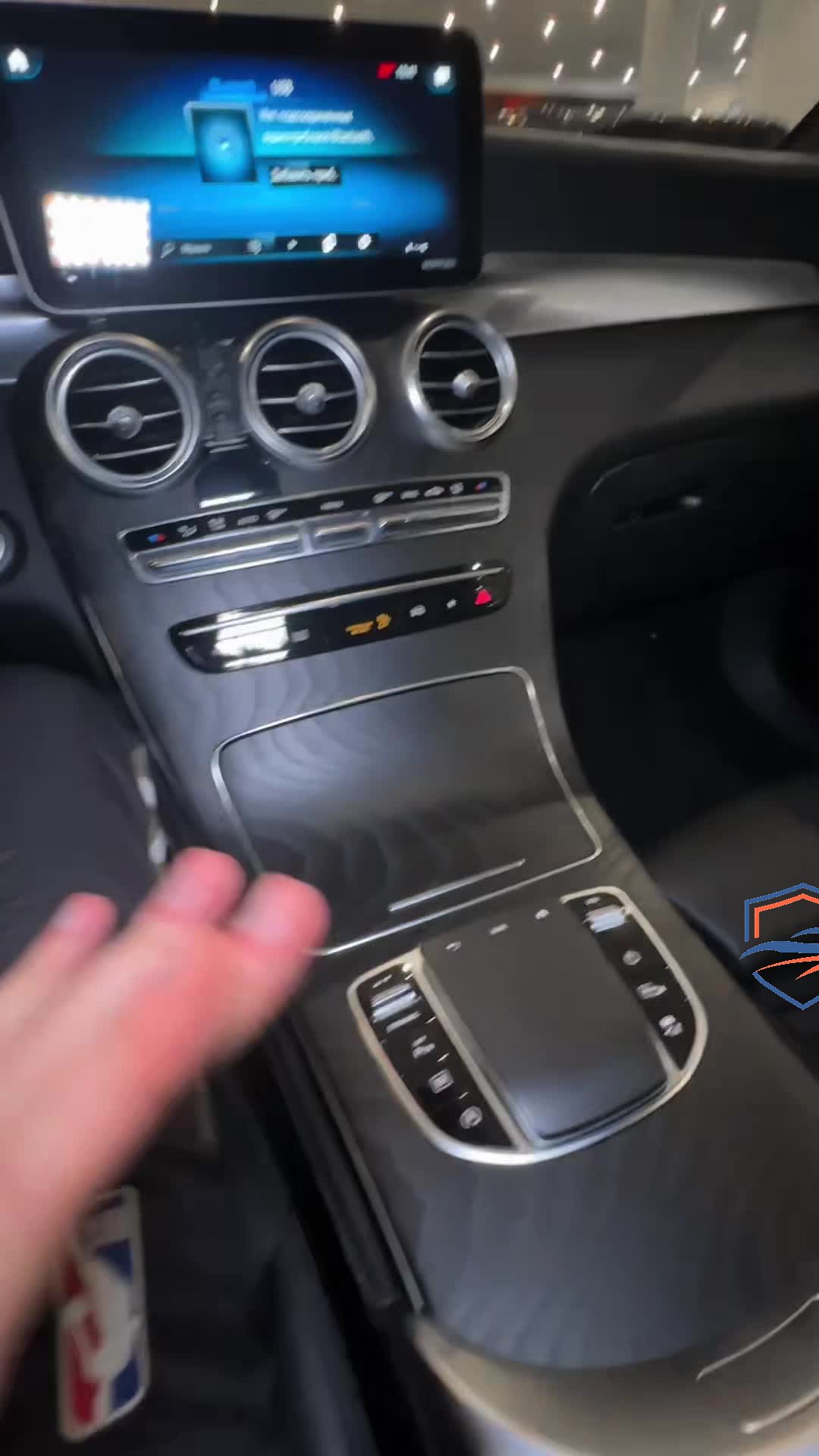 Mercedes-Benz - Mercedes-Benz GLC, 2020