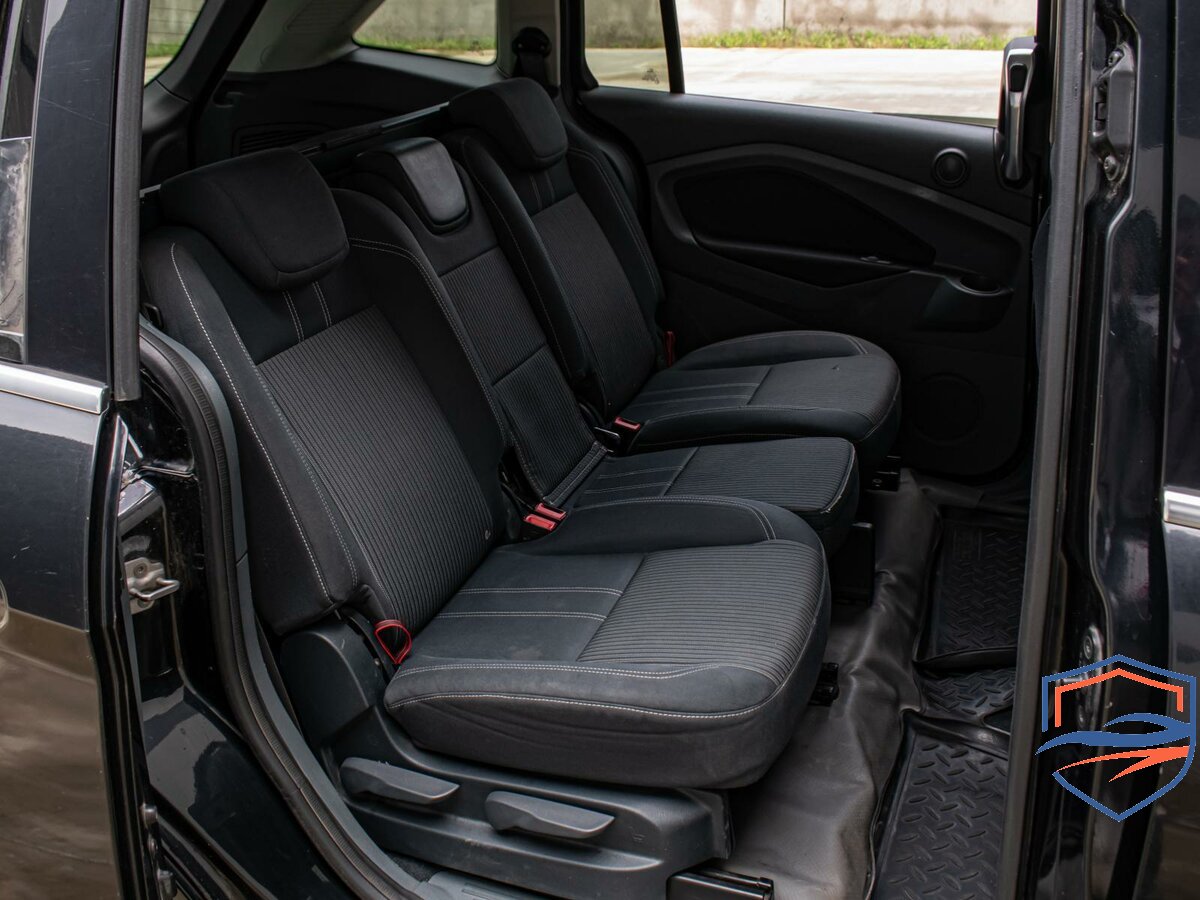 Ford - Ford C-MAX II, 2010