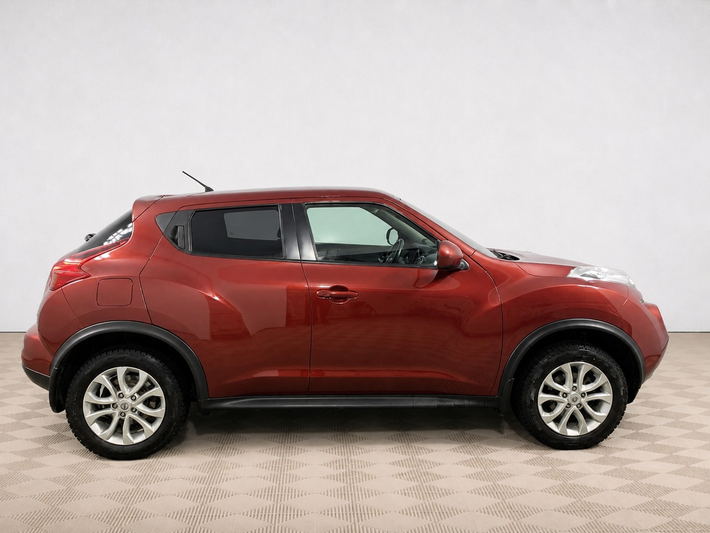 Nissan - Nissan Juke, 2014
