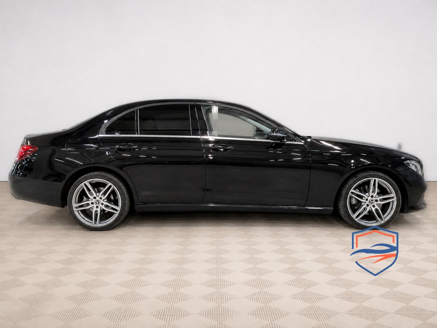 Mercedes-Benz - Mercedes-Benz E-Класс, 2019