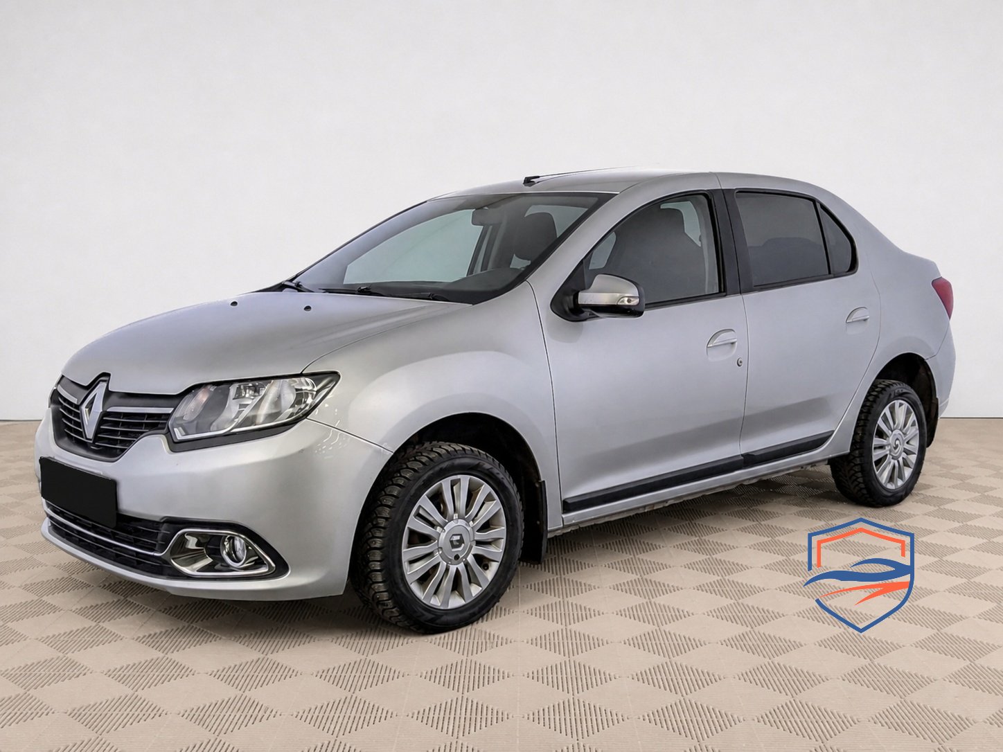 Renault - Renault Logan, 2018