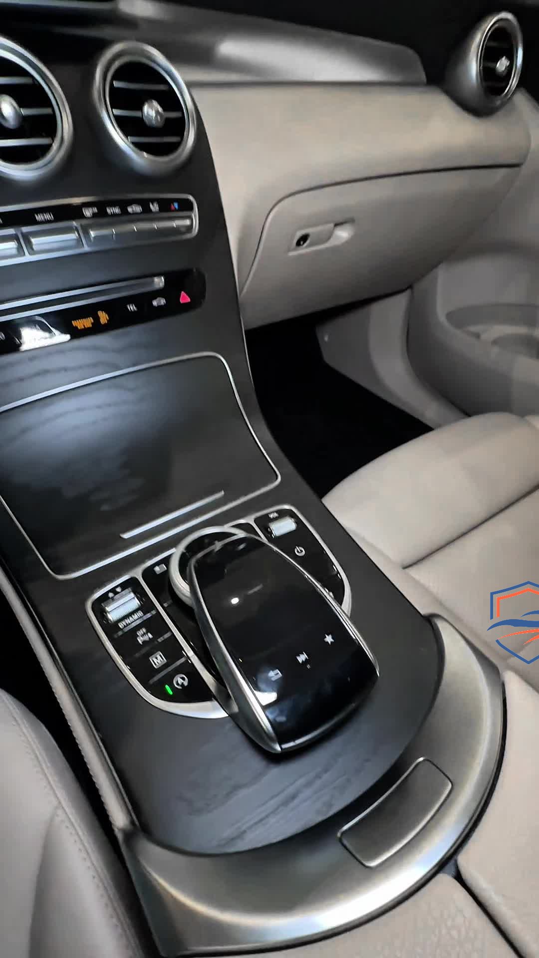 Mercedes-Benz - Mercedes-Benz GLC, 2017