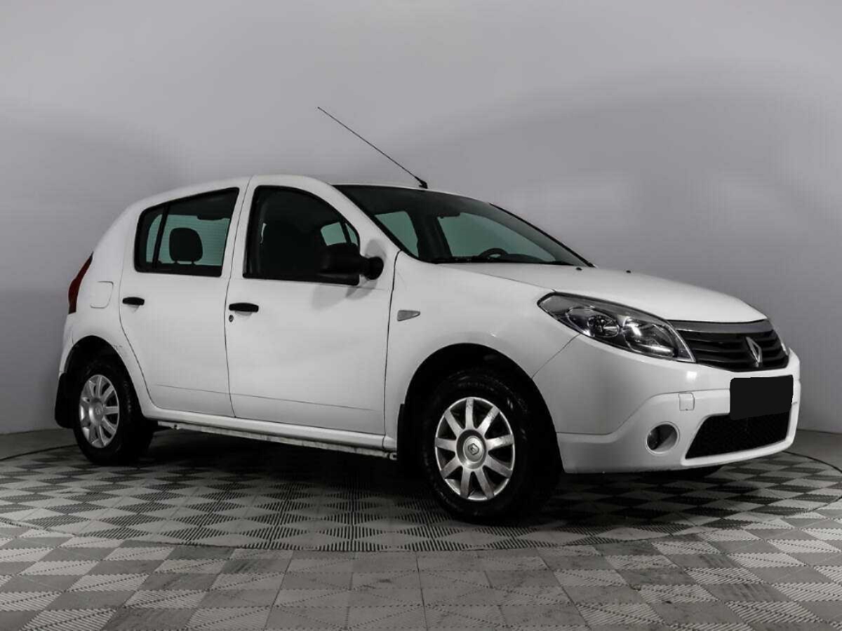 Renault - Renault Sandero, 2014