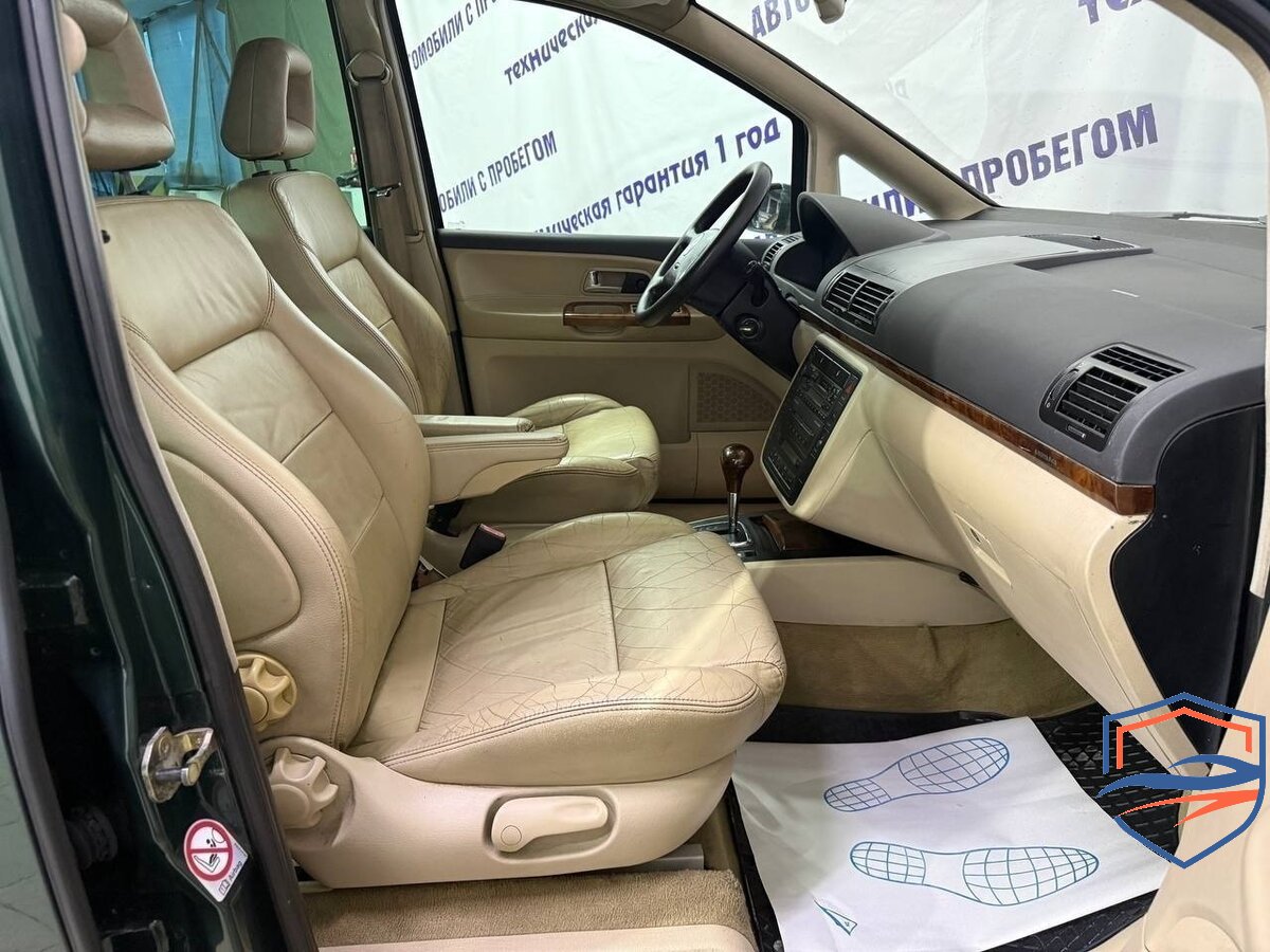 Volkswagen - Volkswagen Sharan I Рестайлинг, 2002