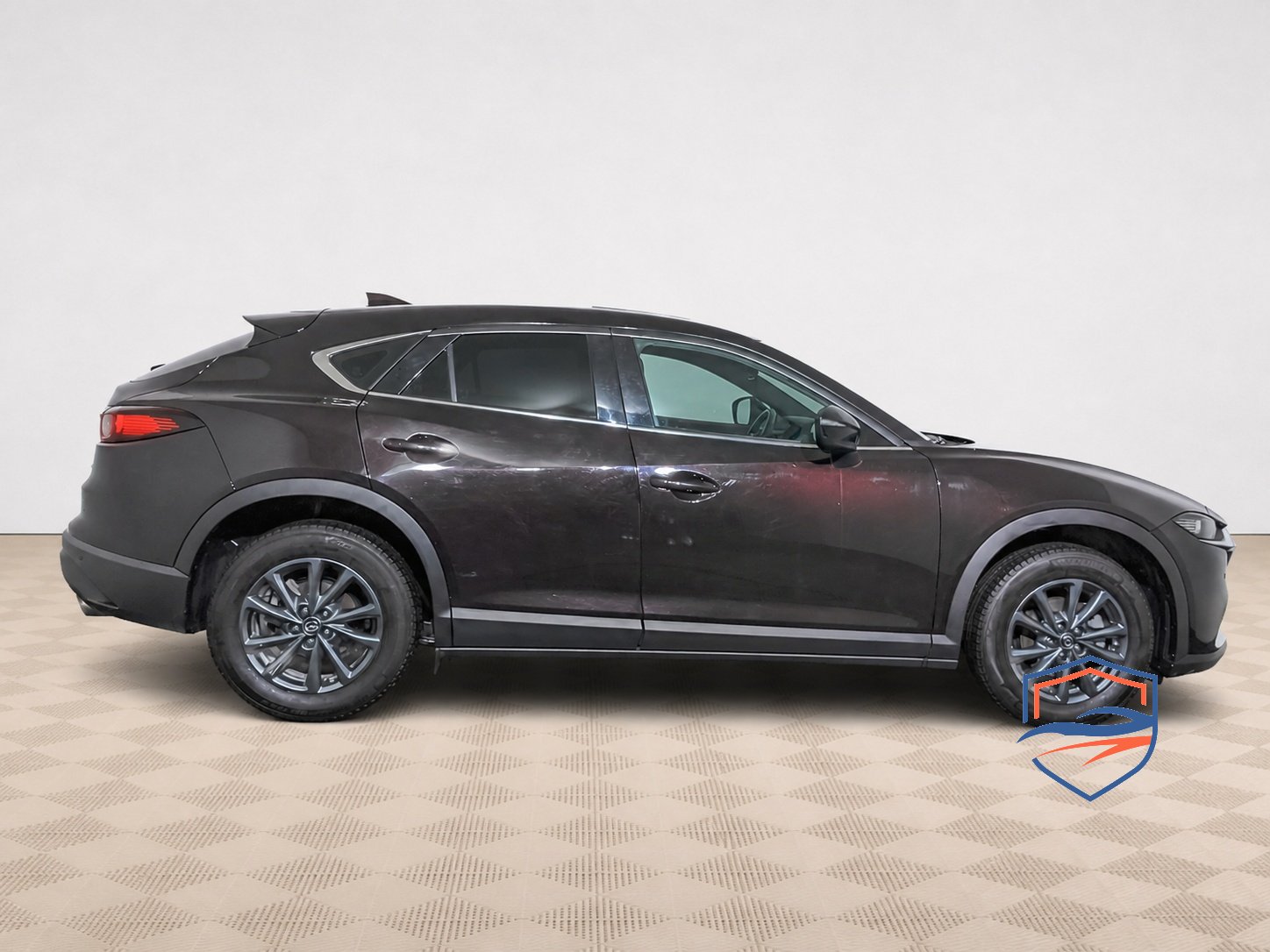 Mazda - Mazda CX-4, 2023