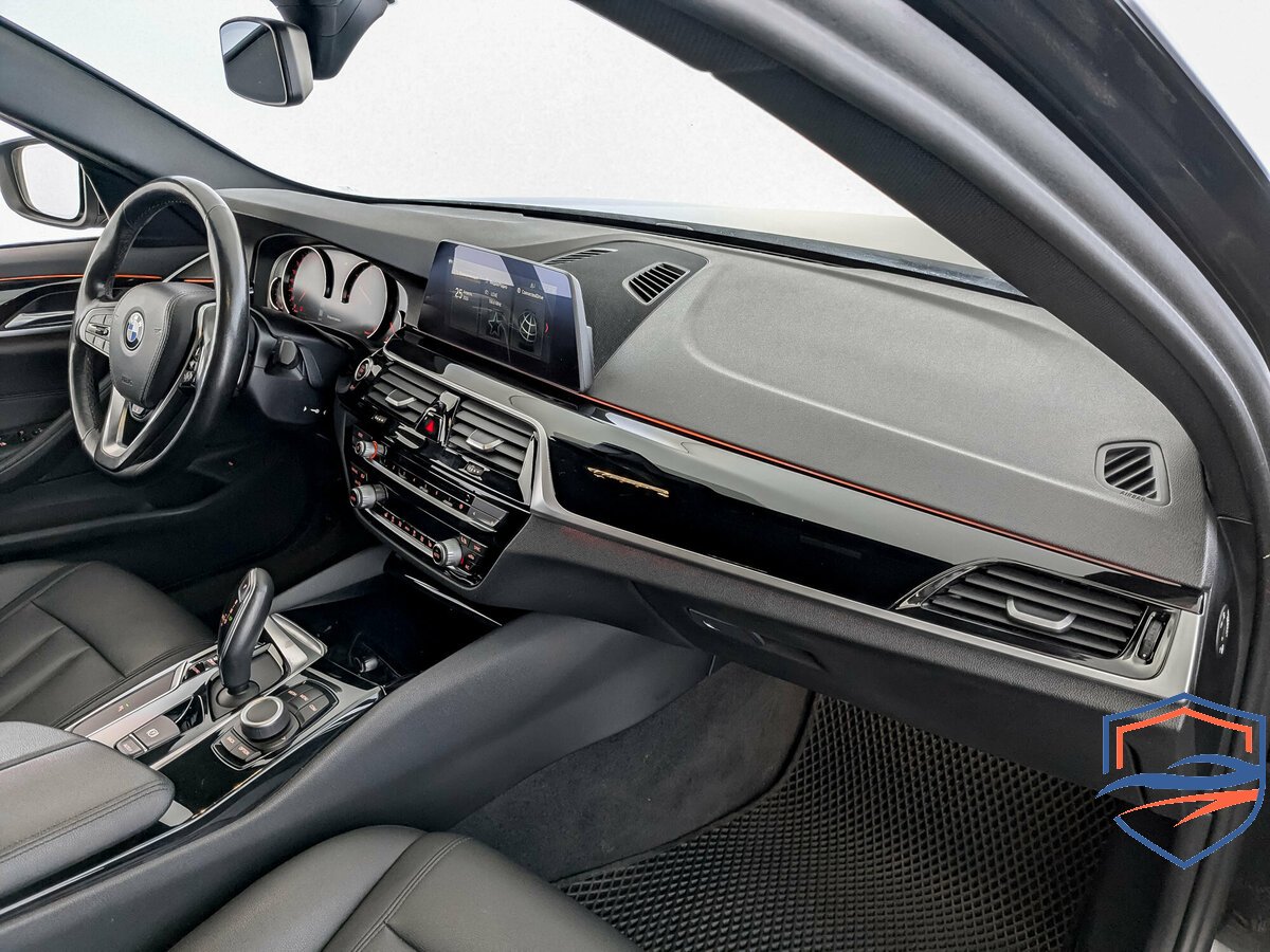 BMW - BMW 5 серии 520d xDrive VII (G30/G31/G38), 2020