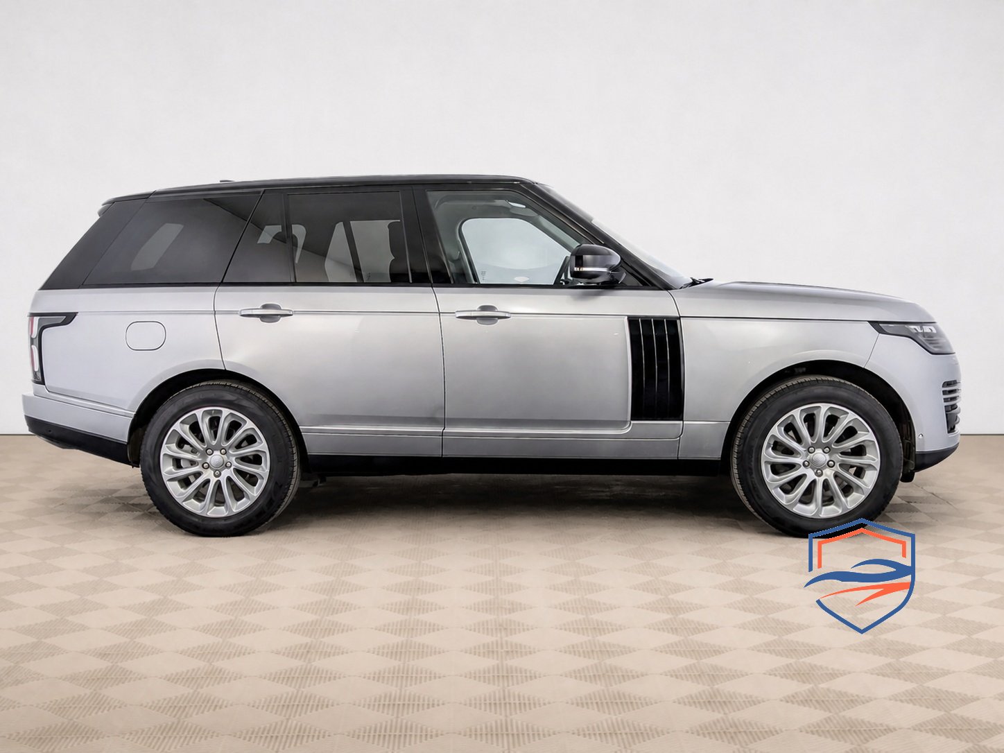 Land Rover - Land Rover Range Rover IV Рестайлинг, 2019