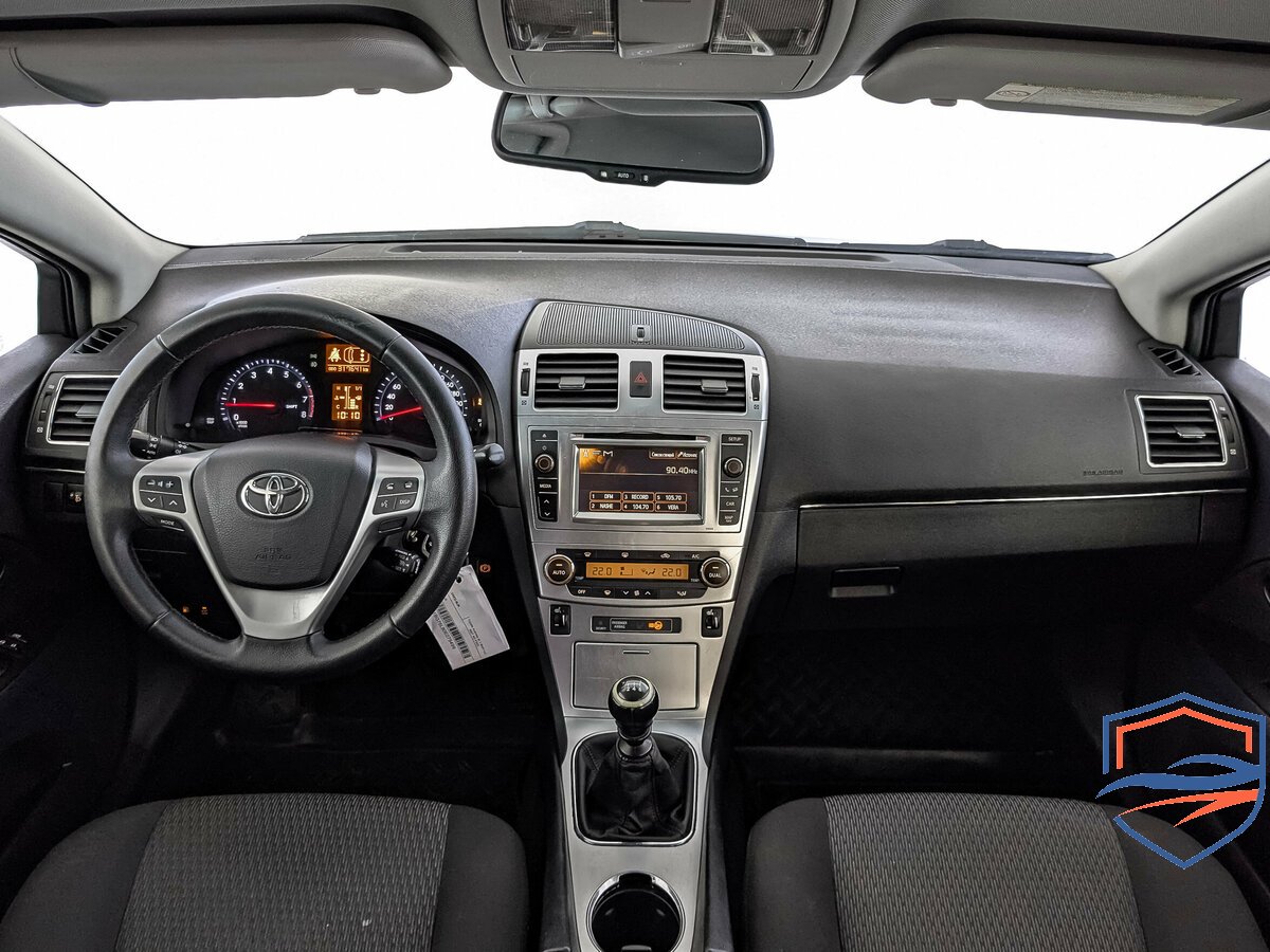 Toyota - Toyota Avensis III Рестайлинг, 2012