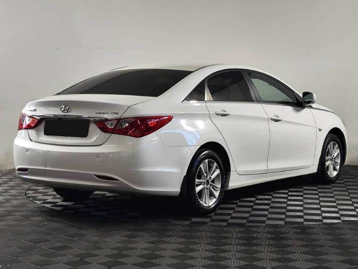 Hyundai - Hyundai Sonata, 2011