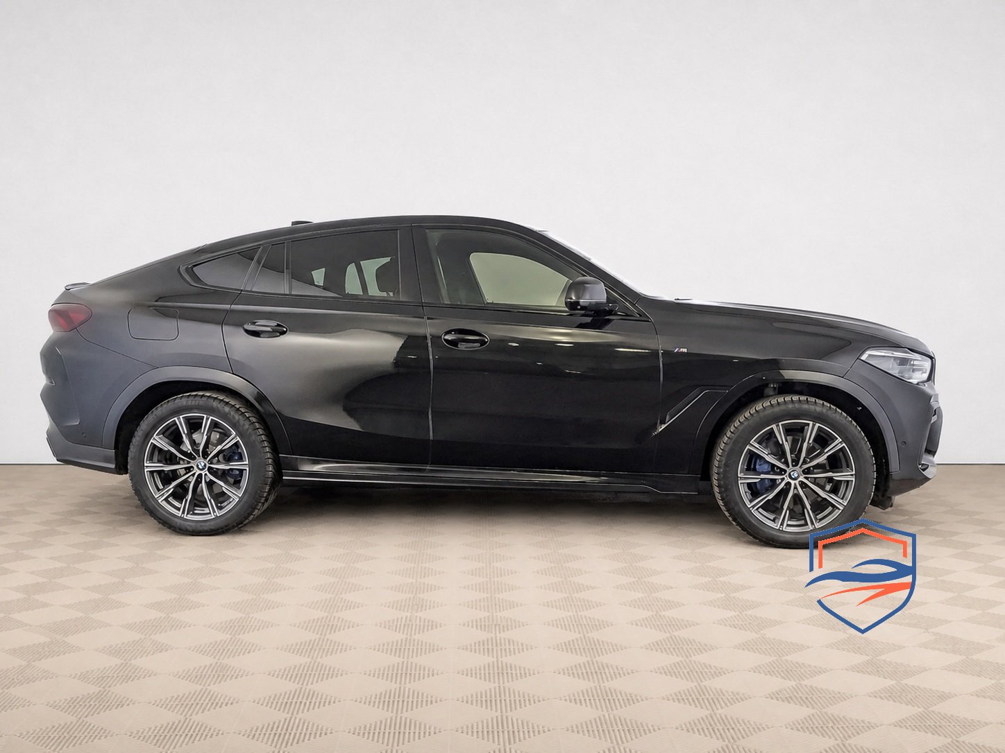 BMW - BMW X6 40i III (G06), 2022