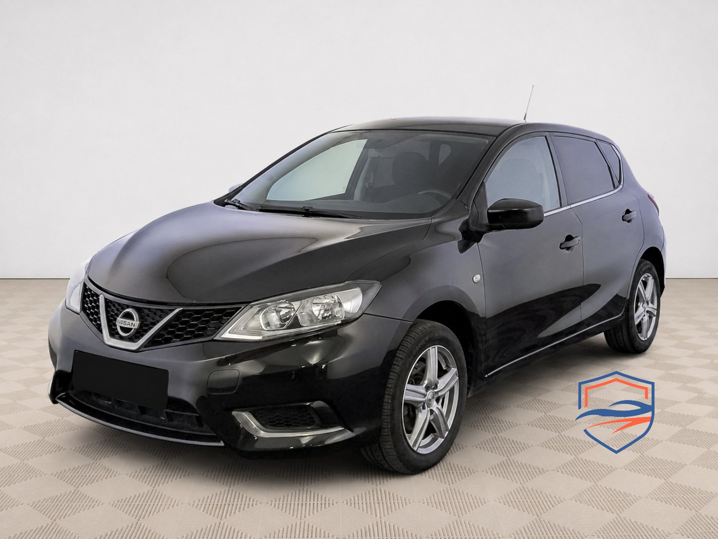 Nissan - Nissan Tiida, 2015