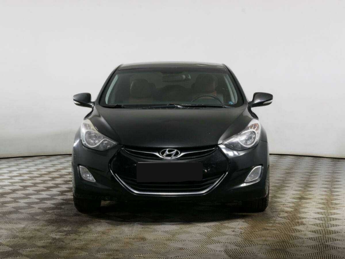 Hyundai - Hyundai Elantra, 2012