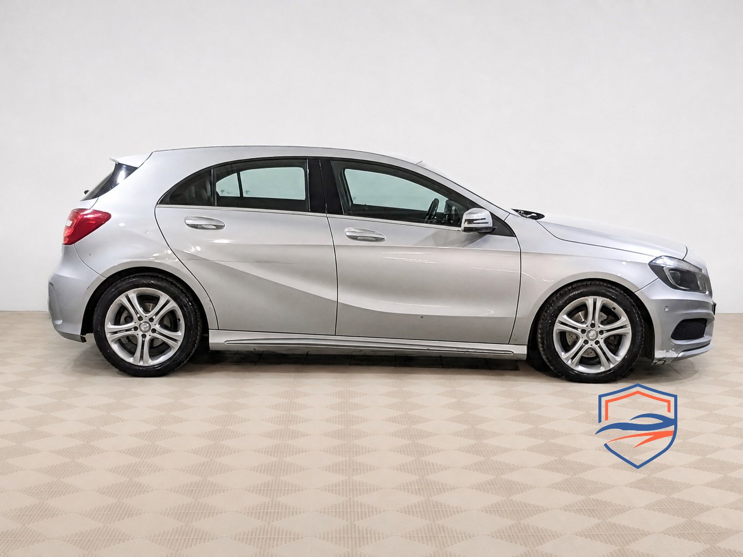 Mercedes-Benz - Mercedes-Benz A-Класс, 2015